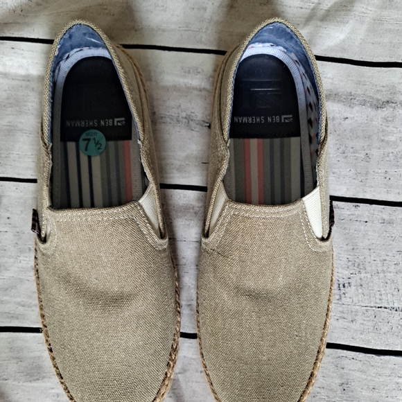Ben Sherman slip on shoes - Picture 2 of 4